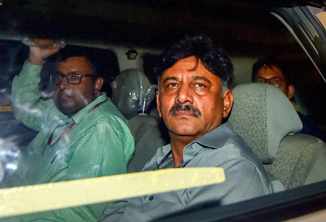பாஜவுக்கு எதிராக அணிதிரளும் ஒக்காலிகா சமூகம்! 5