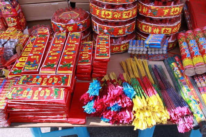 சீன பட்டாசுகளுக்குத் தடை!! 13