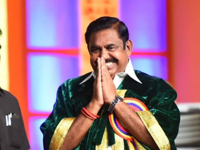 தமிழக முதலமைச்சர் டாக்டர் பட்டம் பெற்றார்!! 34