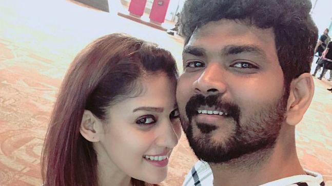 கன்னியாகுமரி பகவதி அம்மன் கோயிலுக்கு சென்ற நயன்தாரா! காதலனுடன் சாமி தரிசனம்!! 23