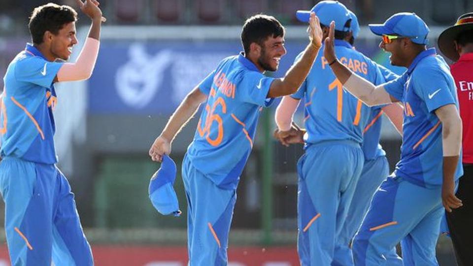 U19: பாகிஸ்தானை வீழ்த்தி இறுதிப்போட்டிக்கு முன்னேறியது இந்தியா 19