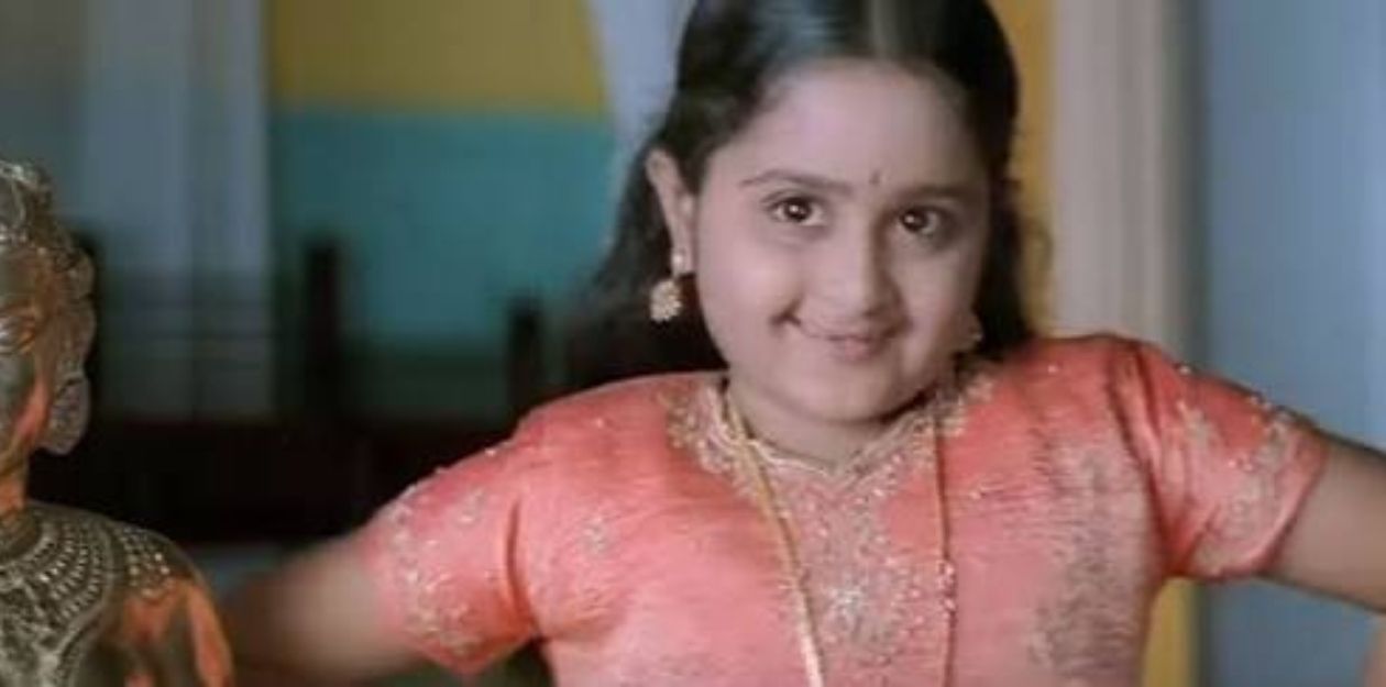 சந்திரமுகி படத்தில் வரும் பொம்மி தற்போது எப்படி இருக்கிறார் தெரியுமா? 35