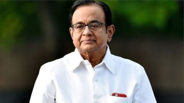 முன்னாள் மத்திய அமைச்சர் ப.சிதம்பரம் மற்றும் அவருடைய மகன் கார்த்திக் சிதம்பரம் வீட்டில் சிபி.ஐ ரெய்டு. 3