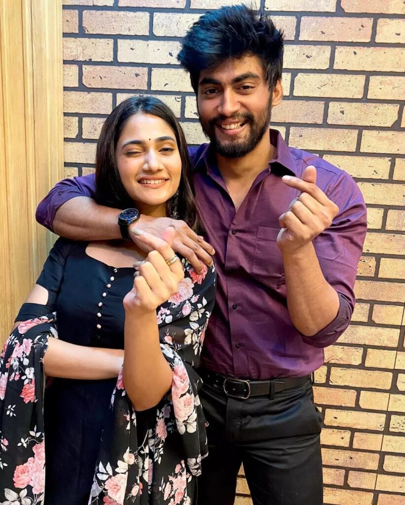 சாண்டி டான்ஸ் ஸ்டுடியோவில் வெறித்தனமாக practice செய்யும் லாஸ்லியா | Losliya 3