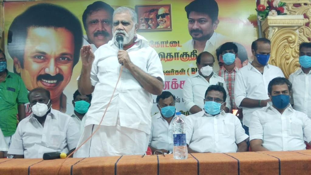 இன்னும் ஓராண்டில் இந்தியாவில் ஆட்சி மாற்றம் - தேனியில் நடைபெற்ற பொதுக்கூட்டத்தில் கூட்டுறவுத் துறை அமைச்சர் ஐ.பெரியசாமி பேச்சு. 113