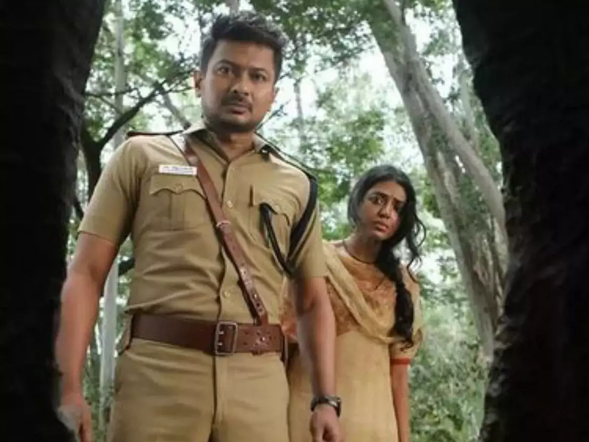 போலீஸ் அதிகாரியாக மிரட்ட வரும் உதயநிதி....நெஞ்சுக்கு நீதி படத்தின் டீஸர் வெளியிட்டு தேதி அறிவிப்பு 3