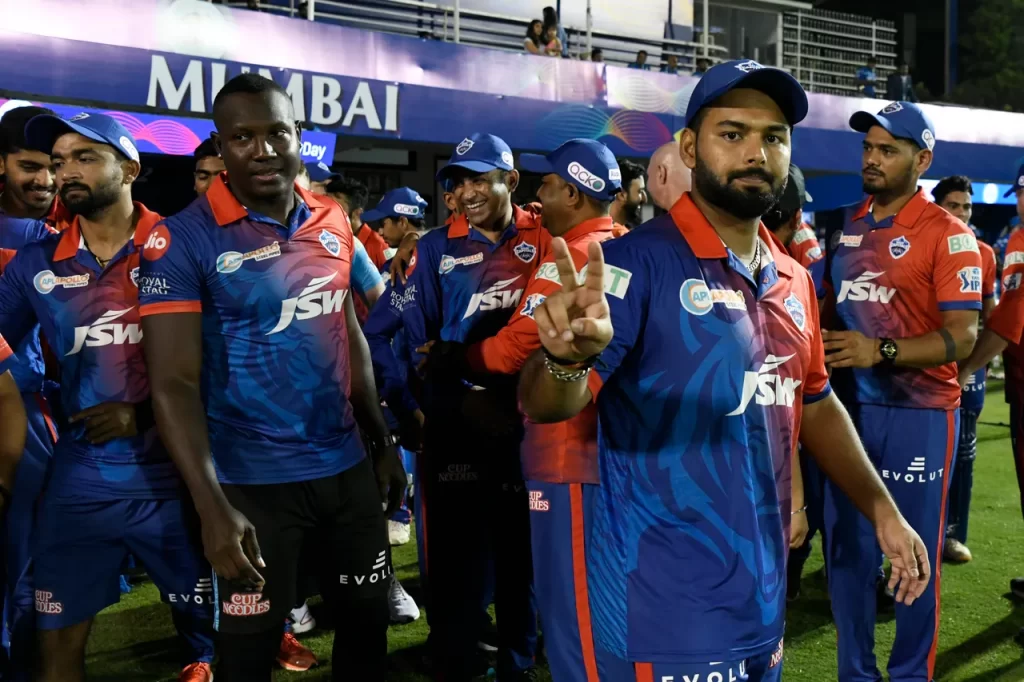 ஐ.பி.எலில் மீதமுள்ள 3 இடங்களில் எந்ததெந்த அணிகள் தகுதி பெற வாய்ப்பு உள்ளது. 13