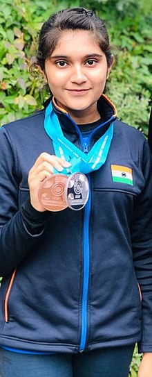 ஜூனியர் உலகக்கோப்பை துப்பாக்கி சுடும் கலப்பு இரட்டையர் இஷா சிங் மற்றும் சவுரப் சவுத்ரி ஜோடி தங்கம் வென்று அசத்தல். 3
