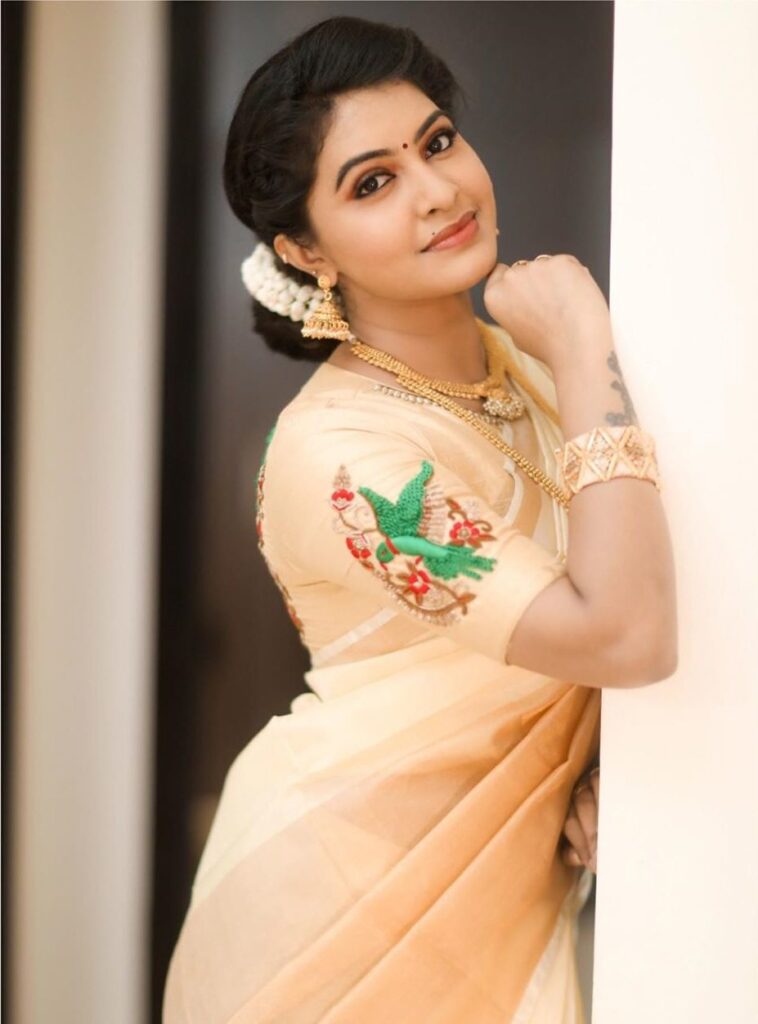 பிக்பாஸ் நிகழ்ச்சியில் கலந்து கொள்ள இருக்கும் 20+ போட்டியாளர்கள் இவங்களா? முழு விவரம் இதோ! 23