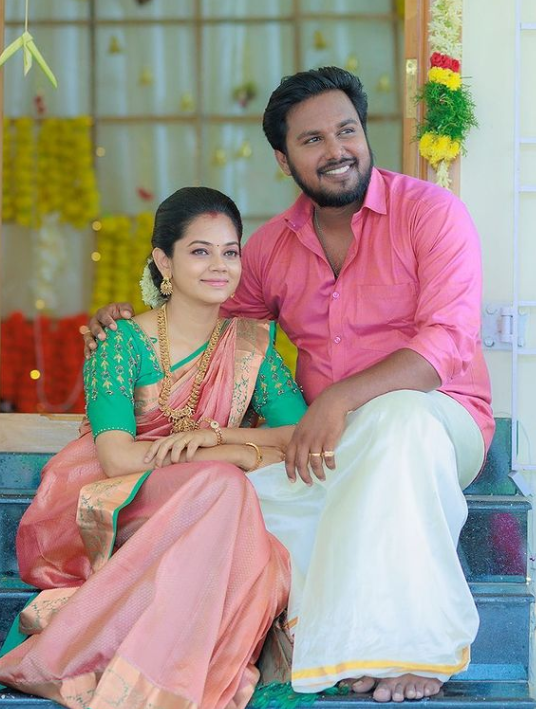 சொந்த வீடு கட்டி கெத்து காட்டிய அனிதா..நேரில் வந்து வாழ்த்திய ரம்யா பாண்டியன் | Anitha Sampath 3