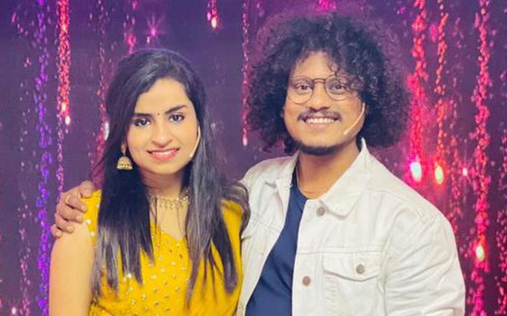 ஸ்ரேயா கோஷல் மேம்..எப்படி இந்த பாட்டை பாடுனீங்க? ஷ்ரேயாவின் பாடலை அப்படியே பாடி காட்டிய சிவாங்கி 3