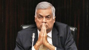 பெரும் நெருக்கடியான சூழ்நிலையில் இலங்கை பிரதமராக பதிவியேற்கும் ரணில் விக்ரமசிங்க 3