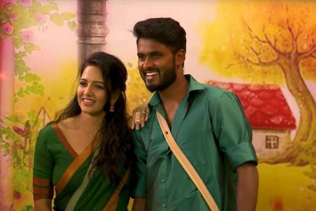 "டேட்டிங் சென்று மாறி மாறி ஊட்டிக்கொள்ளும் அமீர் மற்றும் பாவனி"!!"இன்னுமா நாங்க லவ் பண்ணலனு ஏமாத்த போறீங்க"!! 7