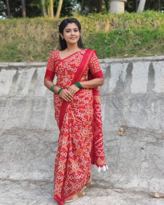 மார்பக புற்றுநோயா? ஆப்ரேஷன்க்காக திடீரென மருத்துவமனையில் அட்மிட் ஆகியுள்ள பாண்டியன் ஸ்டோர்ஸ் மீனா 3