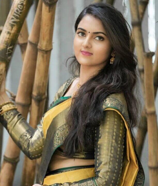 "இது என்னடா புதுசா இருக்கு"!!நடிக்கும் நடிகர்களுக்கே தெரியாமலேயே கடைசி நாள் ஷூட்டிங்கை முடித்த தயாரிப்பு நிறுவனம்!!TRP'இல் முன்னணியில் இருந்தும் அவரசமாக முடிவுக்கு வந்த தொடர்!!!! 7