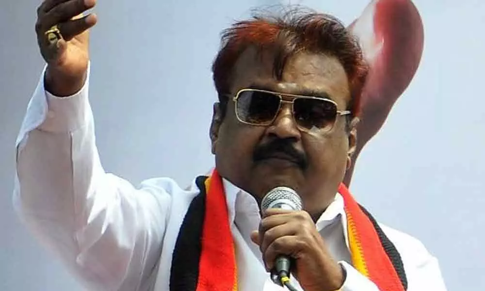 காலில் 3 விரல்கள் அகற்றப்பட்டது உண்மைதான்!! நீரிழுவு நோயால் மருத்துவர்கள் ஆலோசனையில் சிகிச்சை செயப்பட்டது!! தே.மு.தி.க தலைமை அறிக்கை வெளியீடு!! 7