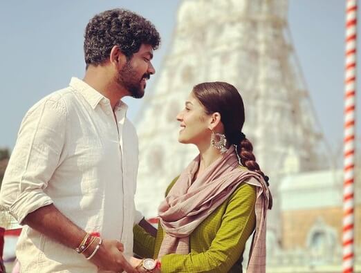 "இந்த ஒரு புடவைக்கு பின்னாடி இவ்வளவு விஷயங்கள் இருக்கா?"!! திருமண உடையில் பரிகாரம் செய்து திருமணம் செய்து கொண்ட நயன் விக்கி தம்பதியினர்!! 3
