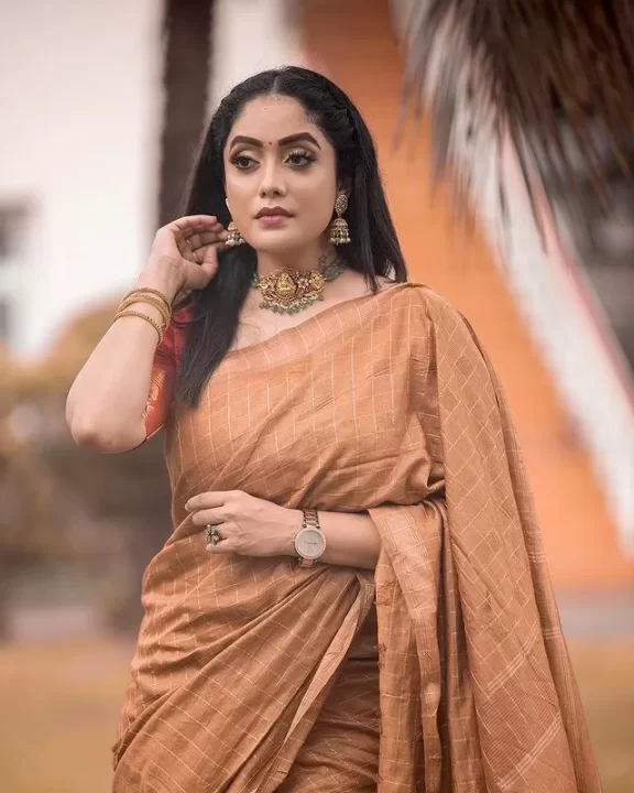 "இதுக்கெல்லாமா பொதுவெளியில கேள்வி கேட்டு முடிவு பண்ணுவாங்க"!!"இன்ஸ்டாவில் அபிராமியின் ஆர்வக்கோளாறு செயல்"!! 3