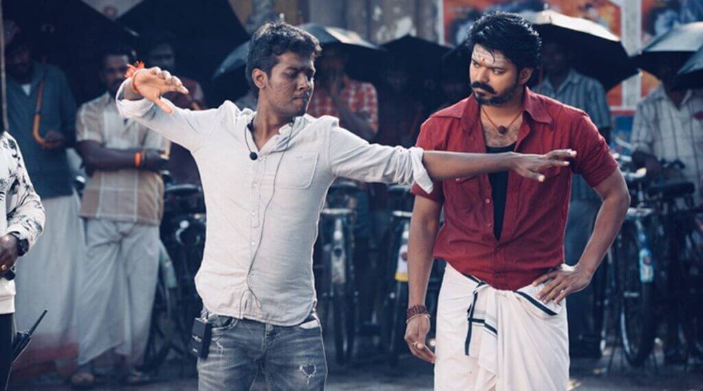 "ஹிட்டு முக்கியம் பிகிலே"!! ஷாருக் கானை வைத்து சம்பவம் செய்துள்ள அட்லீ!! மிரட்டும் டீஸர் அறிவிப்பு. 3