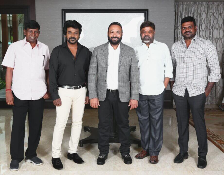 சந்திரமுகி 2 குறித்த அதிகாரபூர்வ அறிவிப்பை வெளியிட்ட லைகா நிறுவனம்.! படத்தில் இணைந்த வடிவேலு 5