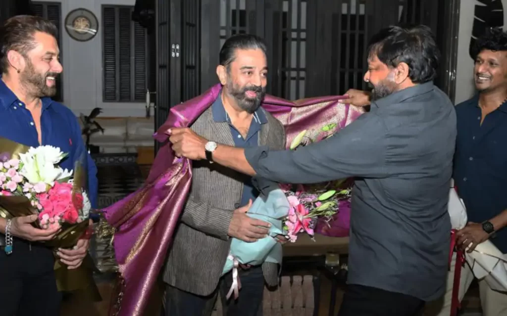 "தெறிக்க விட்டுடீங்க கமல் சார்"!! விக்ரம் பட வெற்றிக்கு ஓடிவந்து பாராட்டிய டோலிவுட், பாலிவுட் சூப்பர்ஸ்டார்கள்!! 9