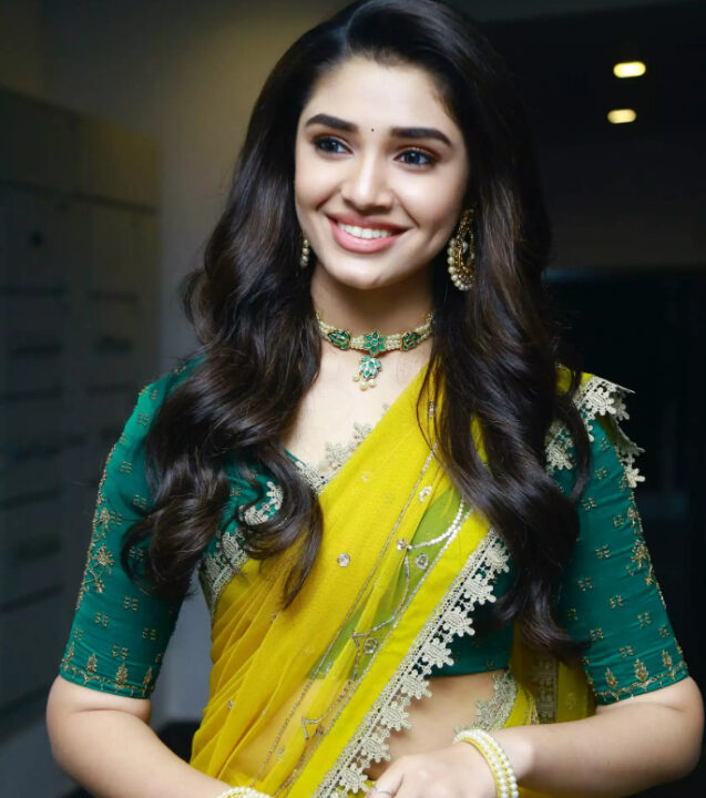 "இனிமே எல்லா இடமும் விசலுதான்"!! புல்லட் பாடல் அடுத்து ட்ரெண்டாக வந்துள்ள விசில் பாடல்!! வாரியர் படத்தின் அடுத்த தெறிக்கவிடும் பாடல் வெளியீடு!!! 3