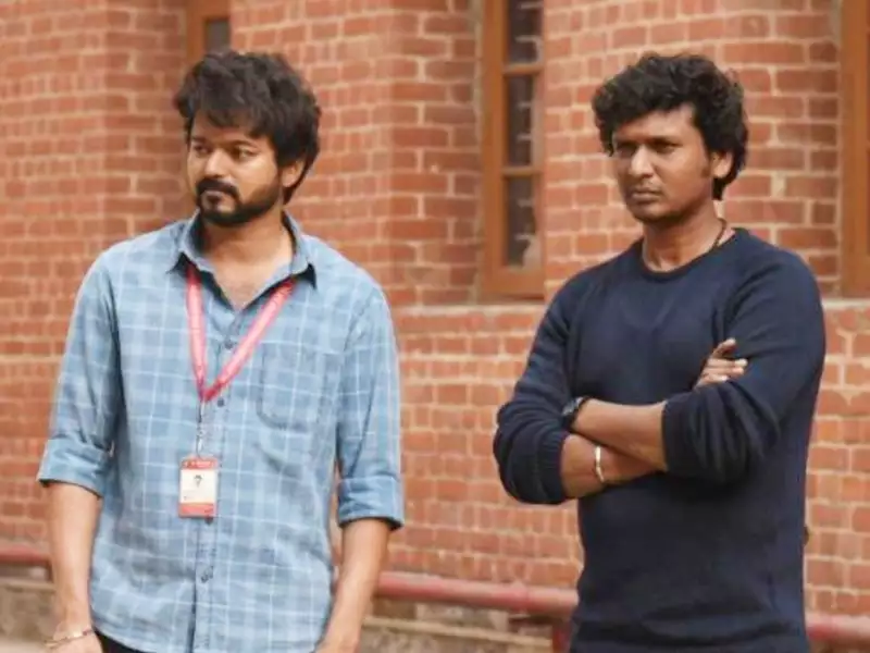 எதிர்பார்ப்பை எகிற வைக்கும் விஜய் 67 படம்!! முடிவு எடுக்க முடியாமல் தவித்து வரும் விஜய் 66 படக்குழு!! பிறந்தநாளில் ஒரு நாளில் இரண்டு அப்டேட்டுகளுடன் வரும் விஜய் !! 11