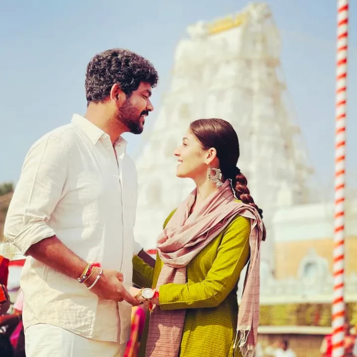 "இருந்தாலும் இது கொஞ்சம் ஓவர்"!! போன் எடுத்துட்டு கல்யாணத்திற்கு வராதீங்க!!கல்யாணத்திற்கு வரவங்களுக்கு கட்டுப்பாடு போட்டு திருமணம் செய்யும் நயன்தாரா விக்னேஷ் சிவன்!! 3