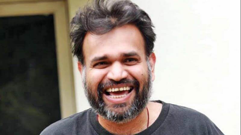 "கொஞ்சம் ஓவரா தான் போறீங்க"!!சரக்கு பாட்டிலுடன் அலப்பறை செய்யும் பிரேம்ஜியும் வெங்கட் பிரபுவும்!! கிழித்தெடுக்கும் சமூகவலைதளவாசிகள்!! 3
