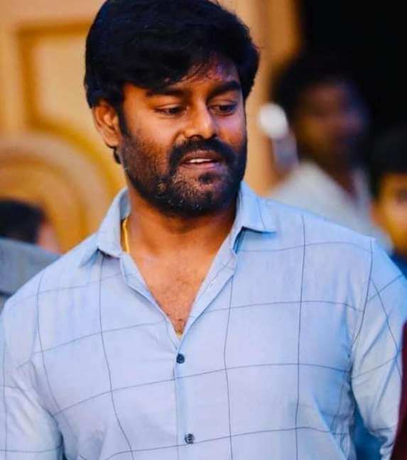 பான் இந்திய மார்க்கெட்டை குறிவைக்கும் விஜய் சேதுபதி!!3 மொழிகளில் வெளியாகவுள்ள "மாமனிதன்" !! அறிவிப்பு தேதியுடன் ப்ரோமோஷன் பணிகளில் துவங்கிய படக்குழு. 7