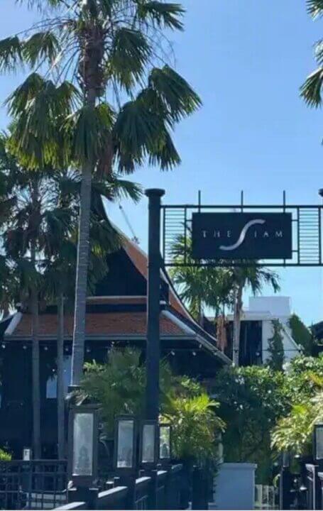 கல்யாண பூரிப்பில் முகம் சிவந்து இருக்கும் நயன்!!தாய்லாந்து பறந்துள்ள கோலிவுட் புதுமண தம்பதிகள்!! தேன்நிலவு புகைப்படங்கள் வெளியிட்டுள்ள விக்கி!! 15