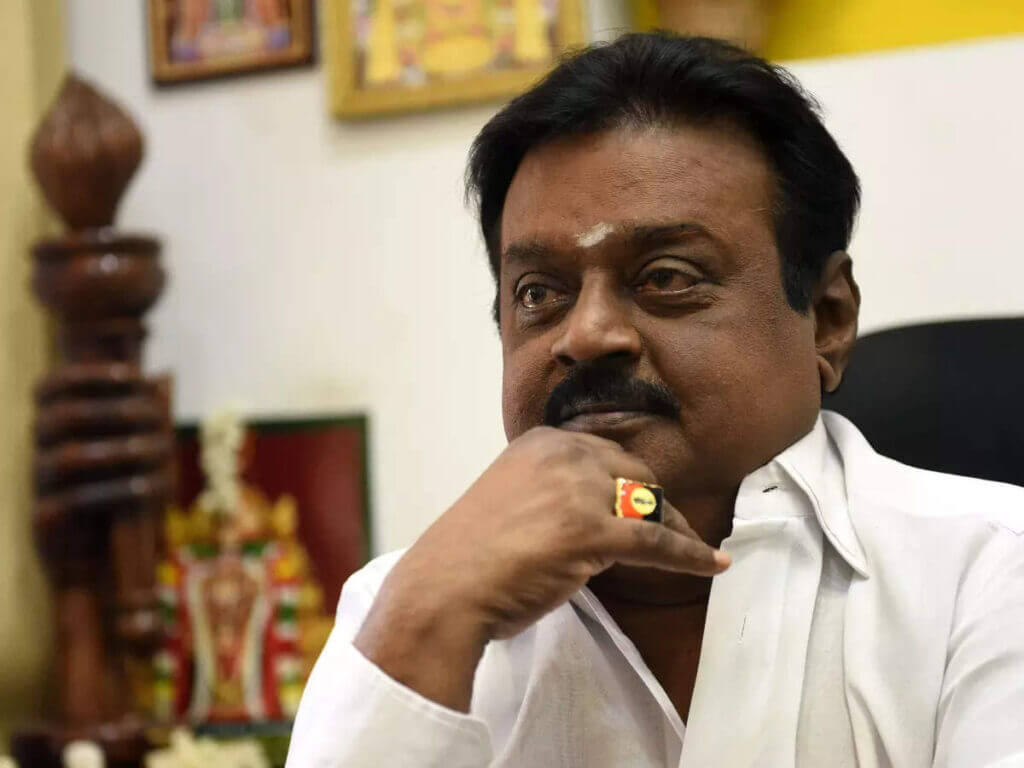 காலில் 3 விரல்கள் அகற்றப்பட்டது உண்மைதான்!! நீரிழுவு நோயால் மருத்துவர்கள் ஆலோசனையில் சிகிச்சை செயப்பட்டது!! தே.மு.தி.க தலைமை அறிக்கை வெளியீடு!! 9