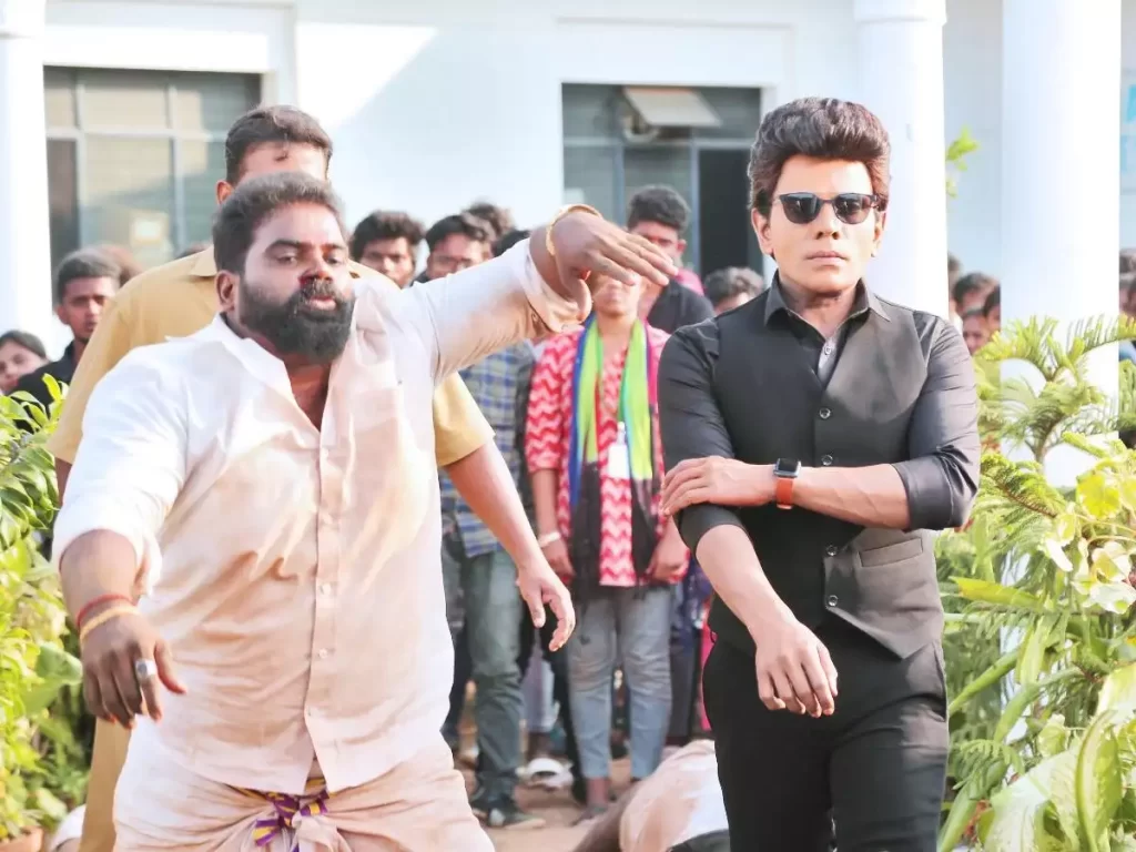 Jet வேகத்தில் செயல்படும் அண்ணாச்சி"!!"சென்னையின் பிரபல திரையரங்குகளில் அதிகாலை 4 மணிக்கே ஷோ"!! 9