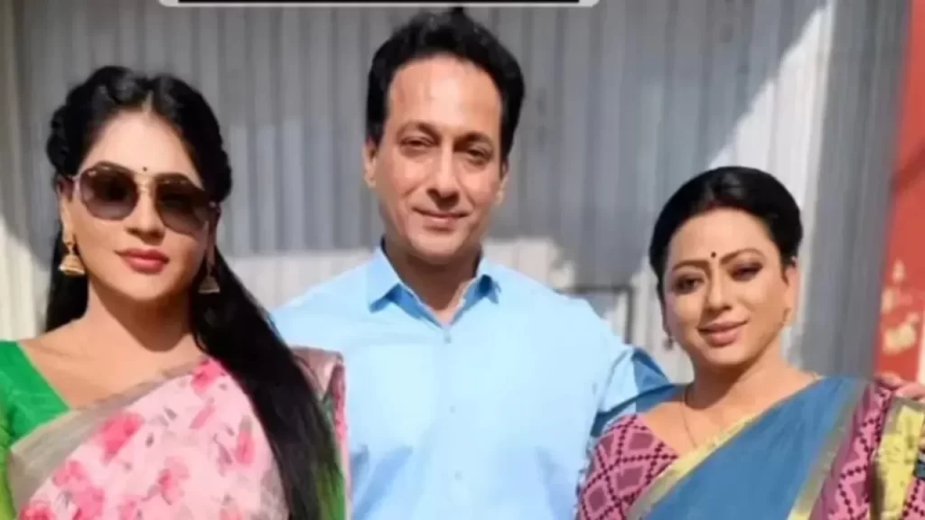 தில்லாலங்கடி வேலை காட்டும் கோபி!!"இப்போதைக்கு பாக்கிய'வ சமாதானப்படுத்தின போதும்"!! 5