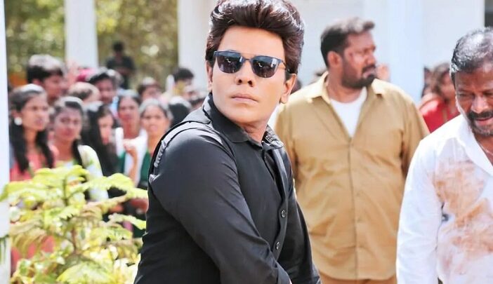 "ஆக்ஷன் காட்சிகளில் Fire விடும் அண்ணாச்சி....லெஜெண்ட் படத்தின் புதிய ட்ரைலர் வெளியீடு"!! 5
