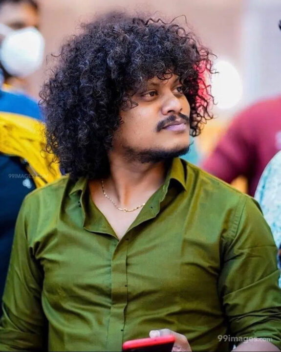 "வணக்கம் மச்சி...ரோஹித் ஷர்மாவுடன் வீடியோ காலில் பேசிய புகழ்"!! 3