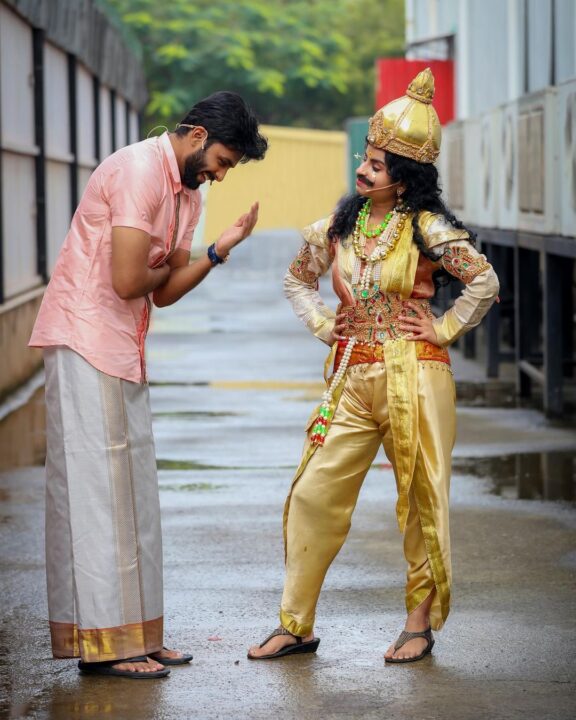 "சும்மா அதிருத்துல"!! "கபாலி கெட்டப் ஆனா டி.ஆரா மாறிய சிவாங்கி"!! 7