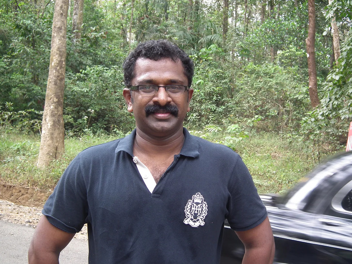 "சிறுமிகளிடம் சில்மிஷம்"!!"போக்சோவில் கைதான பிரபல மலையாள நடிகர்"!! 3