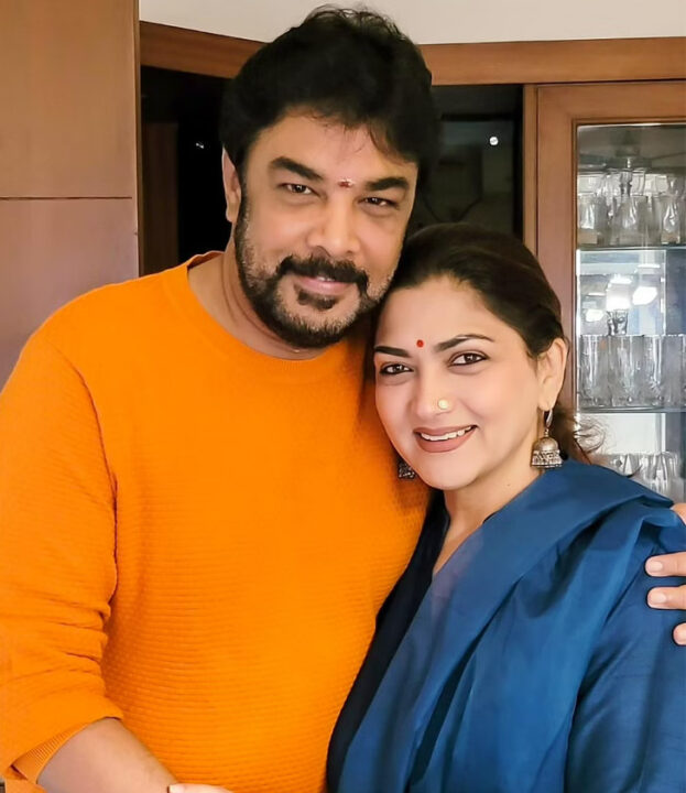 "இந்த வயசுல plastic surgery தேவைதானா?" வம்பிழுத்த ரசிகர்....வறுத்தெடுத்த குஷ்பூ"!! 3