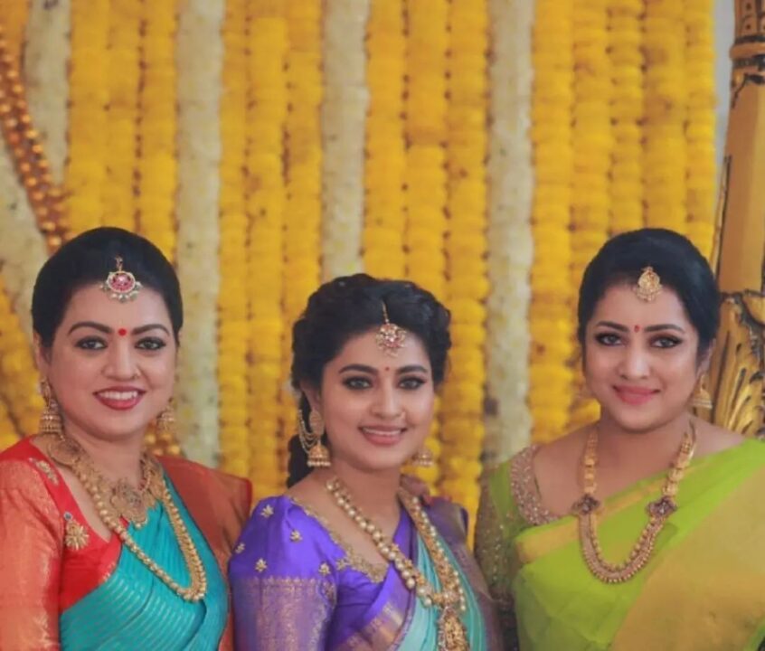 அப்பாவுக்கு சஷ்டியப்பூர்த்தி செய்து அழகு பார்த்த சினேகா..உறவுகளுடன் எடுத்துக்கொண்ட வெளியான அழகிய புகைப்படங்கள் 5