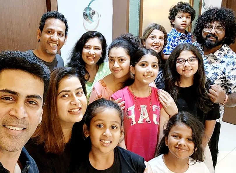 மீனாவின் 46வது பிறந்தநாள்! கணவர் இல்லாமல் கொண்டாடும் முதல் பிறந்தநாள்.! 3