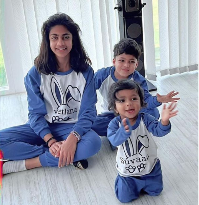 3 குழந்தைகளுக்கு தாயான ஈரம் பட நடிகை, இப்போ எப்படி இருக்காருன்னு தெரியுமா? 3
