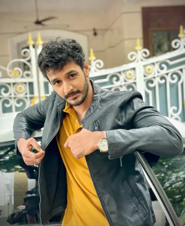 மகனுடன் இருக்கும் புகைப்படத்தை முதல் முறையாக பகிர்ந்த சிபு சூர்யன்.! குவியும் வாழ்த்துக்கள்..! 3