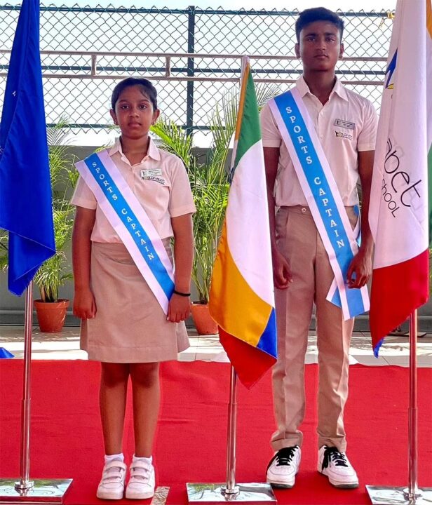 யாத்ரா என்னும் நான்..! மேடையில் செம்ம கெத்தாக பதவி ஏற்றுக்கொண்ட தனுஷ் மகன்.! 3