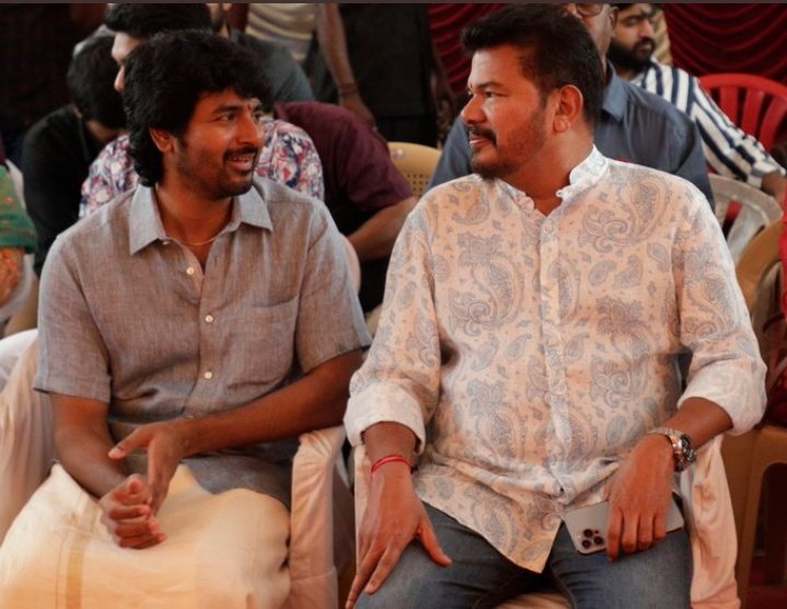 சிவா - அதிதி நடிக்கும் மாவீரன் பட பூஜை போட்டோஸ்..! இனிமே உங்களுக்கு எல்லாமே வெற்றி தான் சிவா.! 5