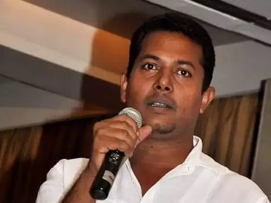2வது படத்தை இயக்கி கொண்டிருந்த போதே திடீரென மரணமடைந்த தமிழ் இளம் இயக்குனர் 2 2வது படத்தை இயக்கி கொண்டிருந்த போதே திடீரென மரணமடைந்த தமிழ் இளம் இயக்குனர் 1