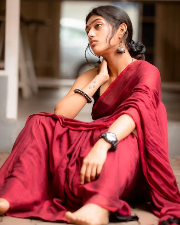 96 படத்தில நடிச்ச தேவதர்ஷினி மகளா இது? யப்பா ஹீரோயின் மாதிரி இருக்காங்களே.! 5