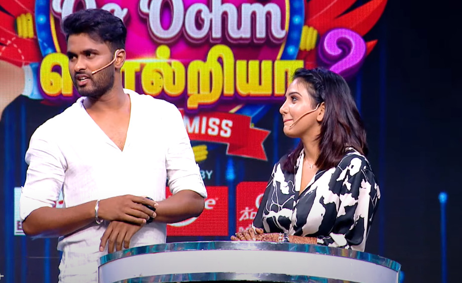 ஐ லவ் யூ டா அமீர்.! அமீரை கட்டிபிடித்து தன் காதலை வெளிப்படையாக சொன்ன பாவனி. ! 3