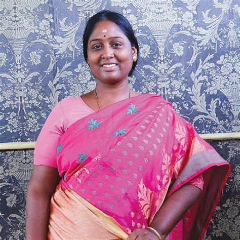 பிக்பாஸ் சீசன் 6ல் எதிர்பார்க்கப்படும் போட்டியாளர்கள்.! பரபரக்கும் பிக்பாஸ் உத்தேச பட்டியல் .! 15