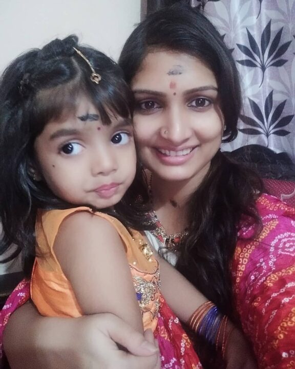 ஏற்கனவே 5 வயது பெண் குழந்தைக்கு தாய்.! அர்னவுடன் 2வது திருமணம்.! கர்ப்பமாக இருப்பதாக அறிவித்த திவ்யா ஸ்ரீதர் 5